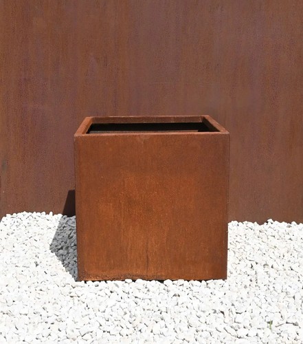 Corten steel cube - steel,